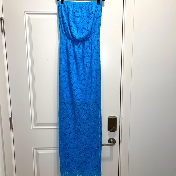 Strapless blue lace Lily Pulitzermaxi dress with side slits